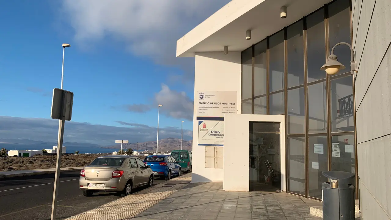Edificio de Usos Múltiples en Tías
