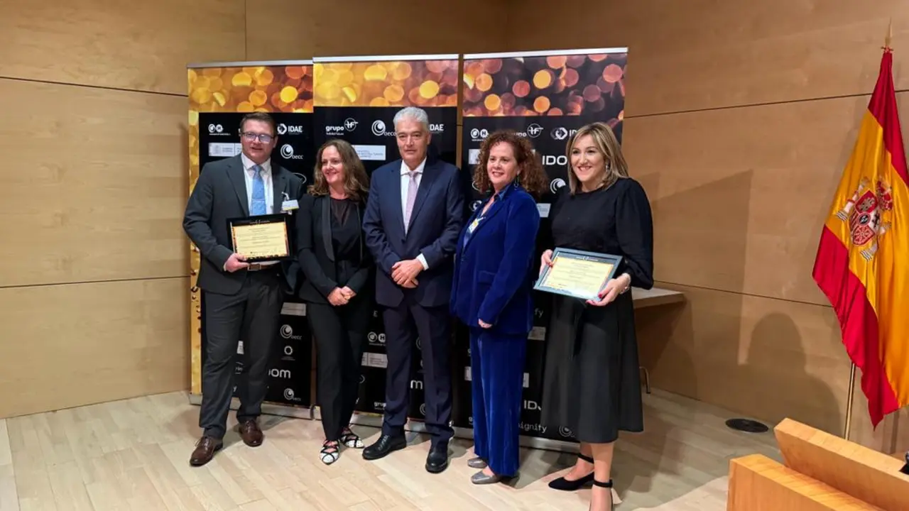 Premios Re Think Cesar Lanzarote y Plus Fariones