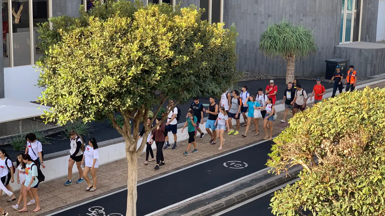 Estudiantes en Tías