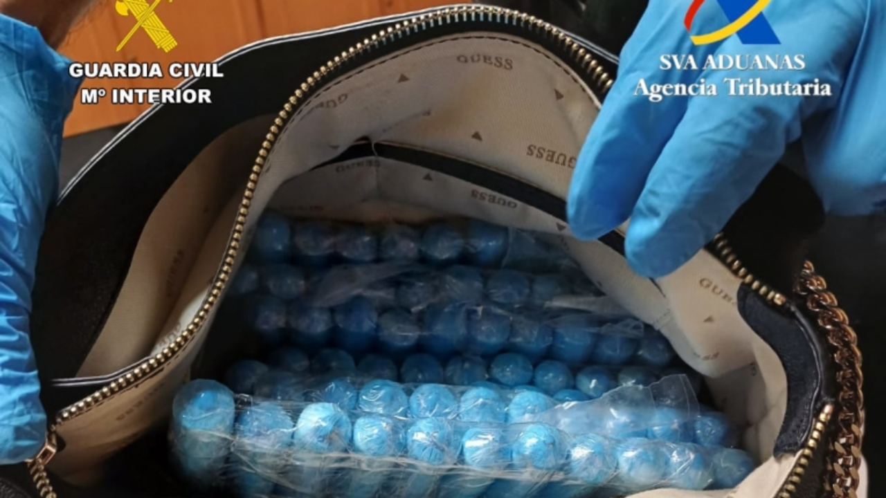 1 kilo y 640 gramos de cocaína intervenidos en el Aeropuerto