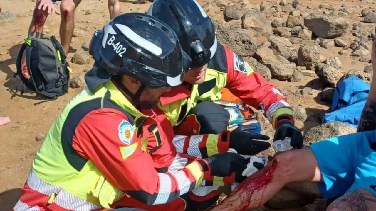 Cuatro ba&ntilde;istas rescatados en Los Charcones 2