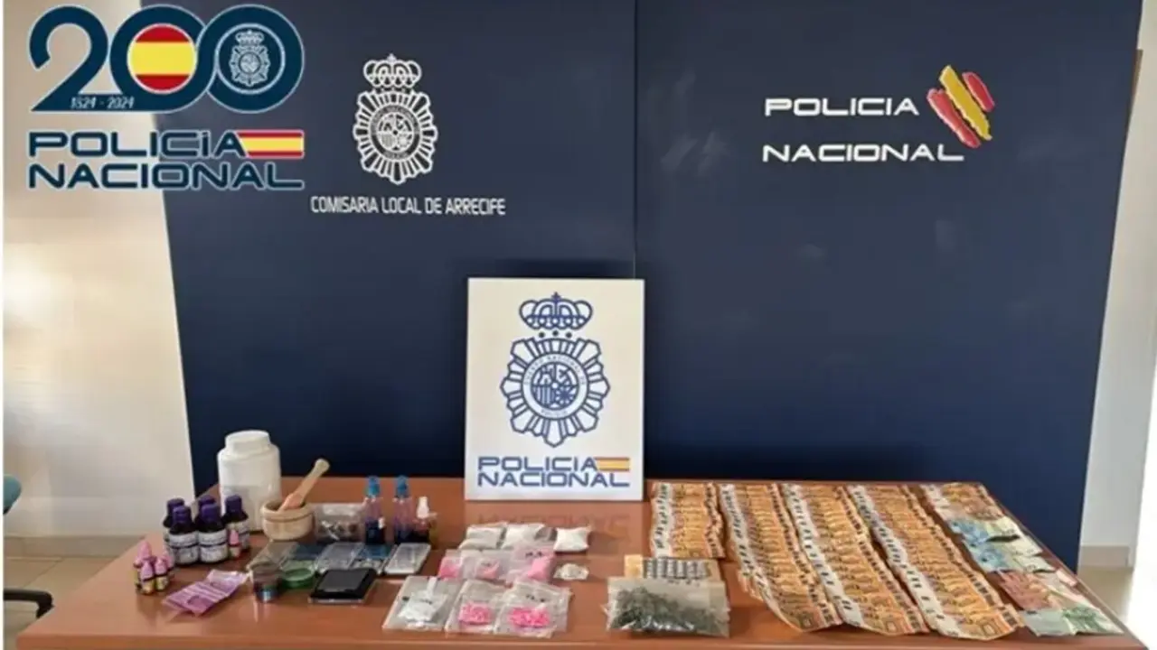 Drogas y dinero intervenidos por la Polic&iacute;a Nacional