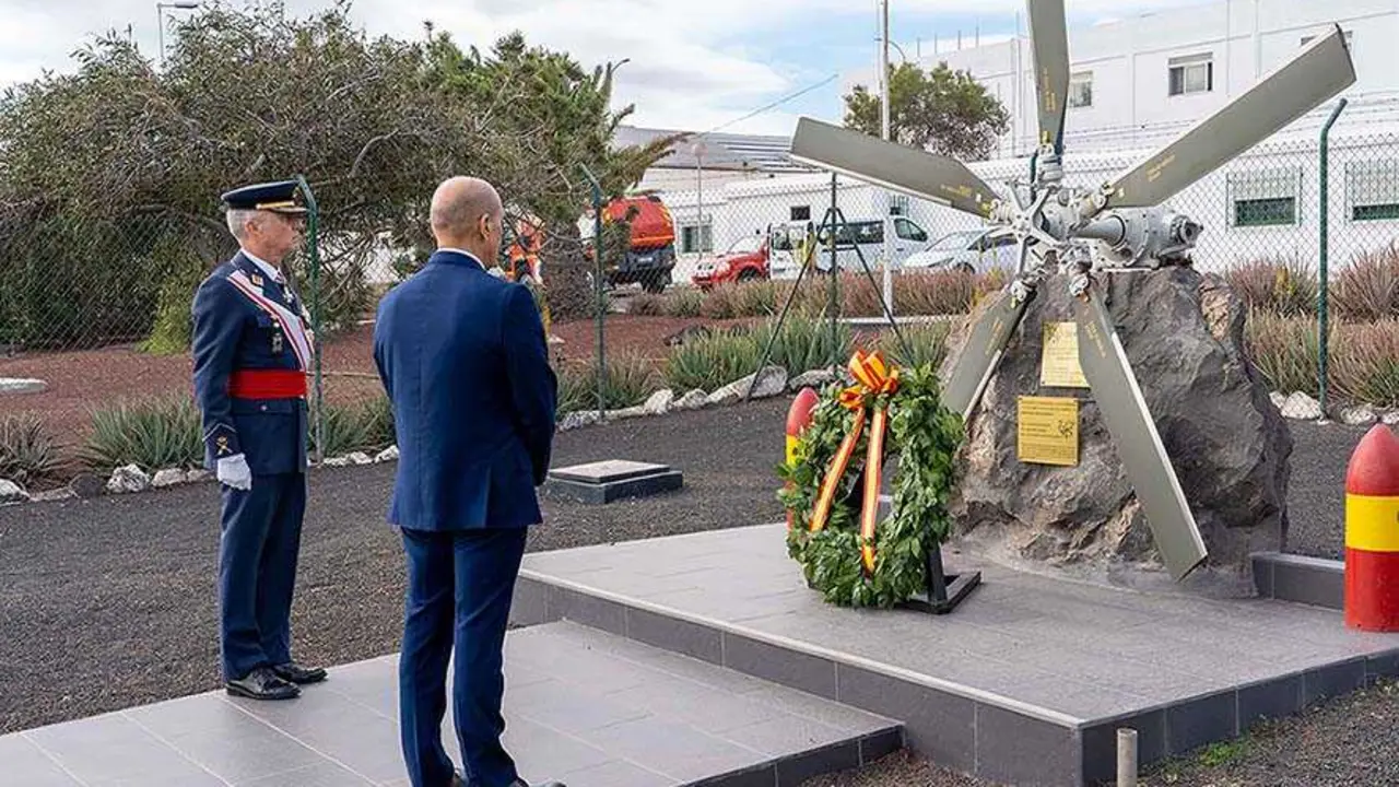 Foto2_Patrona EA_Homenaje a los que dieron su vida por Espa&ntilde;a
