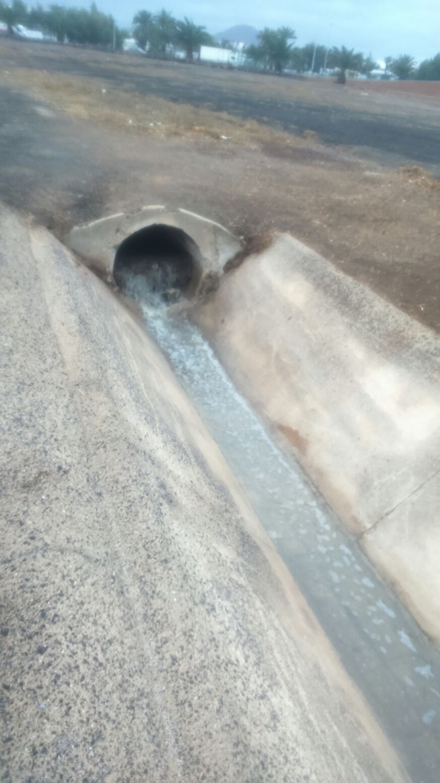 El agua de la depuradora corriendo 2