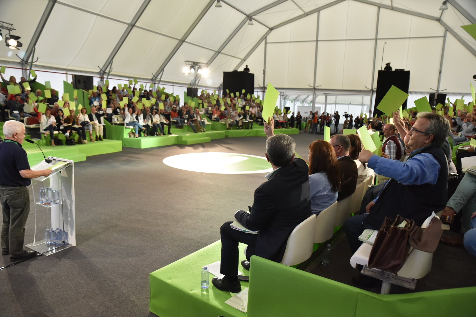 4. Votación del informe de gestión de la ejecutiva saliente
