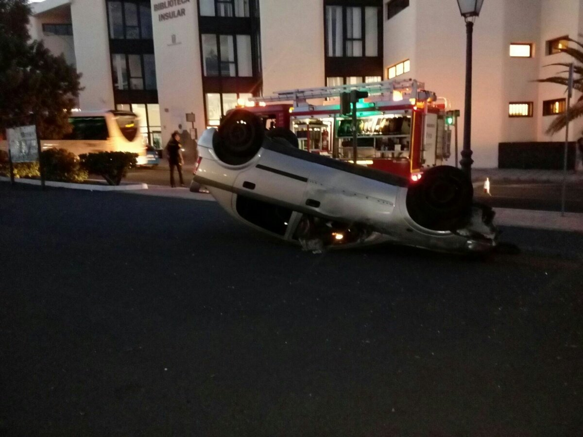 Accidente de tráfico en Arrecife 4