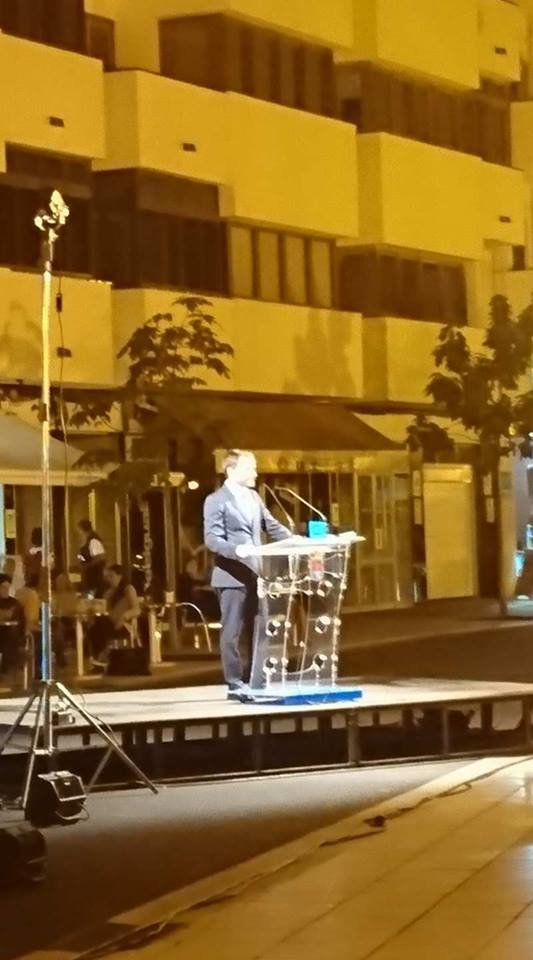 Issac Castellano en la presentación