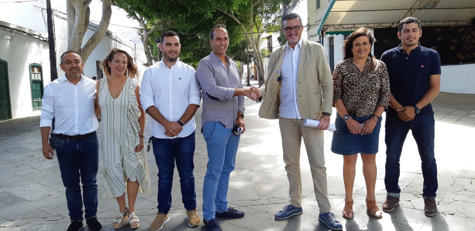 Firma acuerdo Haría CC-PSOE (4)