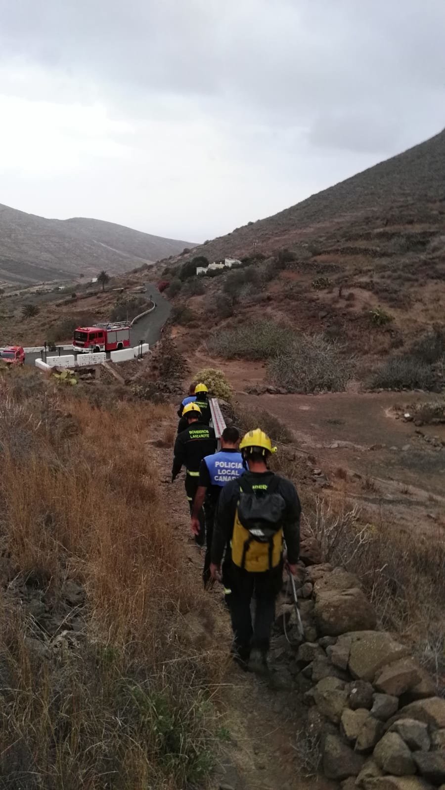 Rescate de un perro en un pozo de Chafaris 2