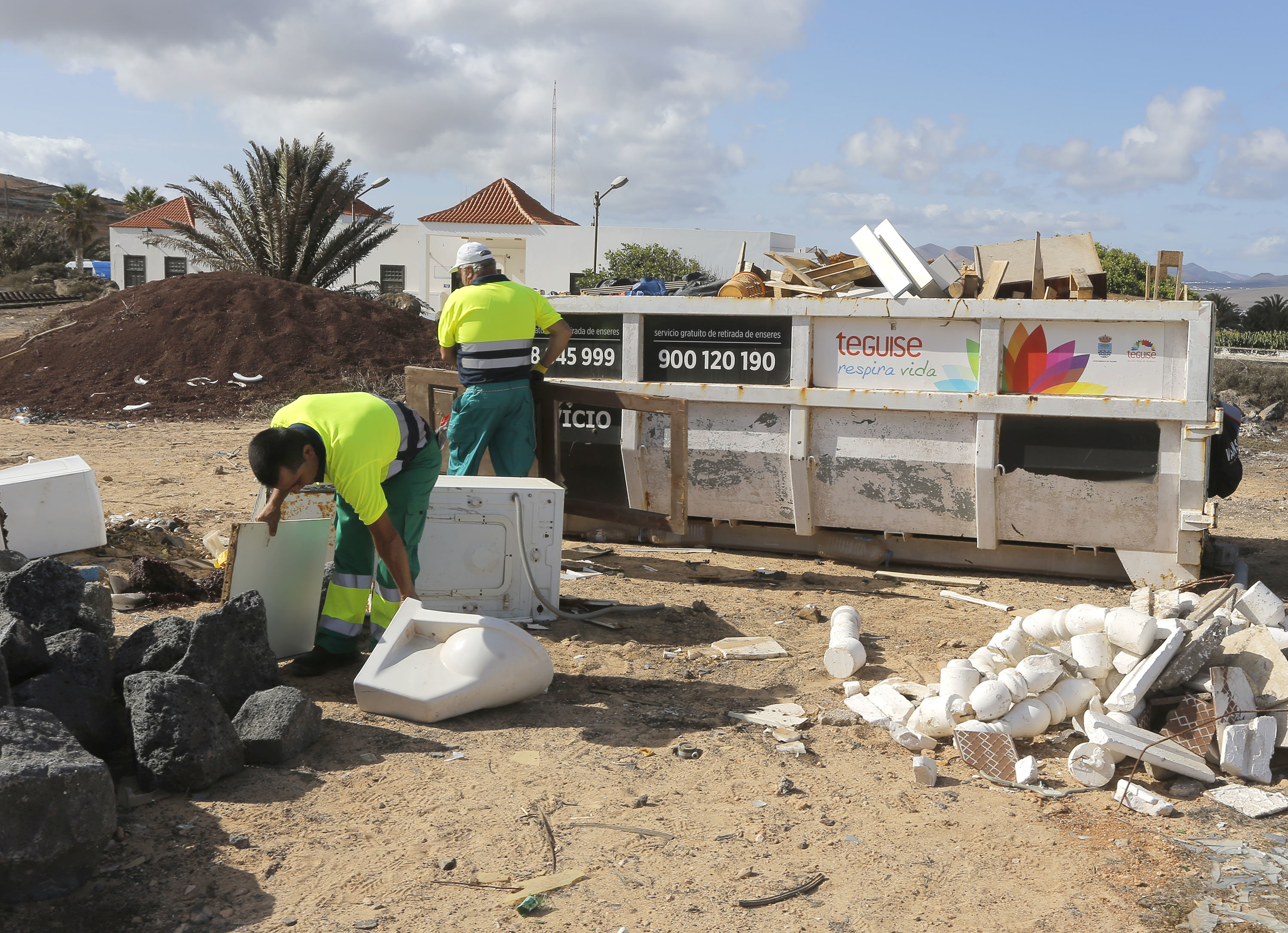 LIMPIEZA ENSERES TEGUISE 2