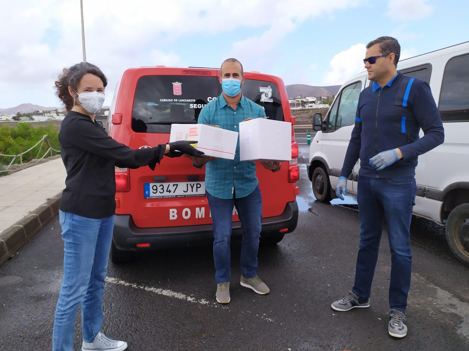 Entrega de mascarillas a comerciantes (1)