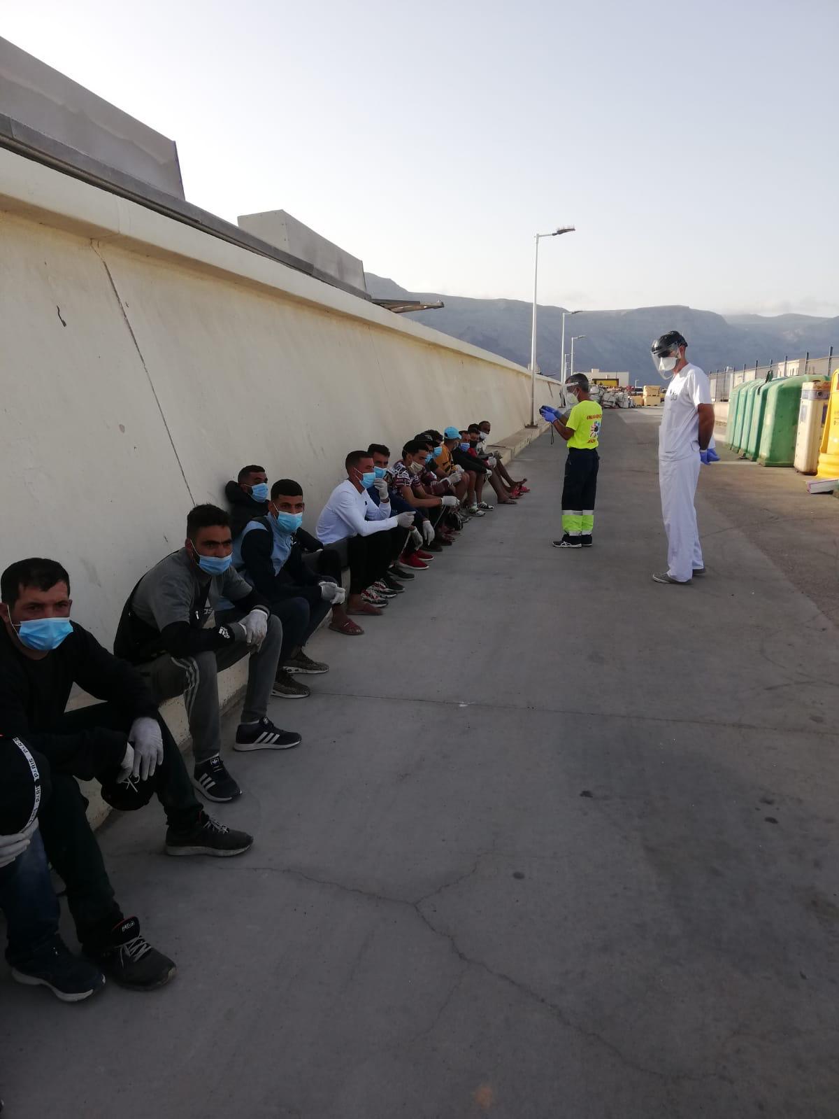 Inmigrantes desembarcados en La Graciosa 2