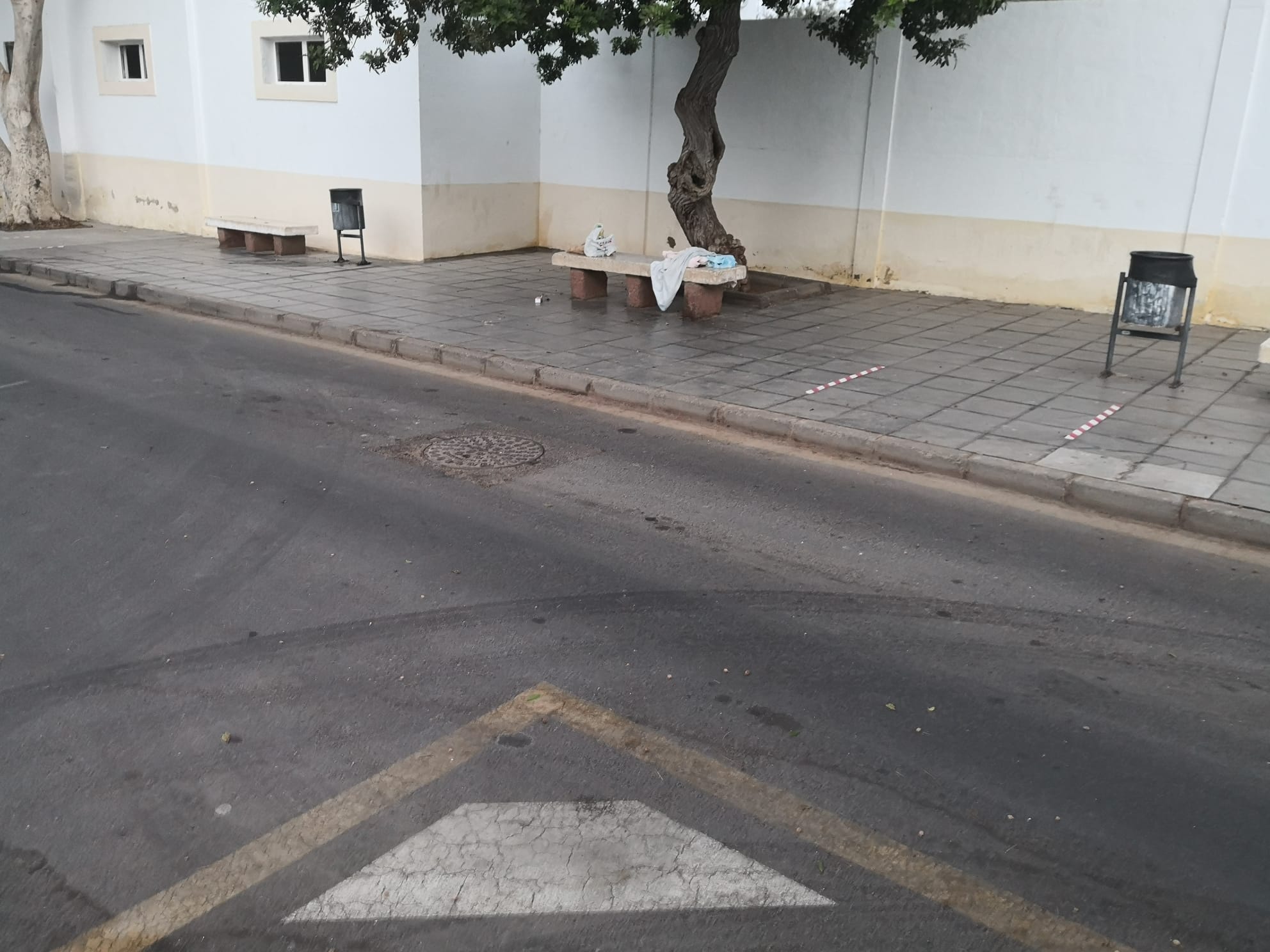 Banco en el que duerme el sintecho