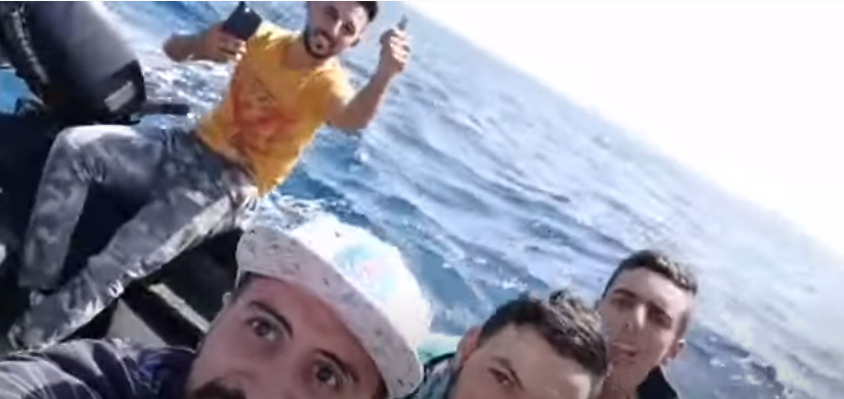 Influencer en la patera 2