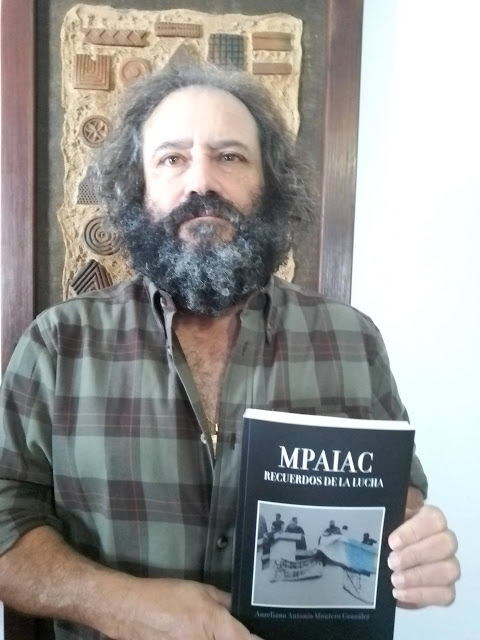 Montero y su libro