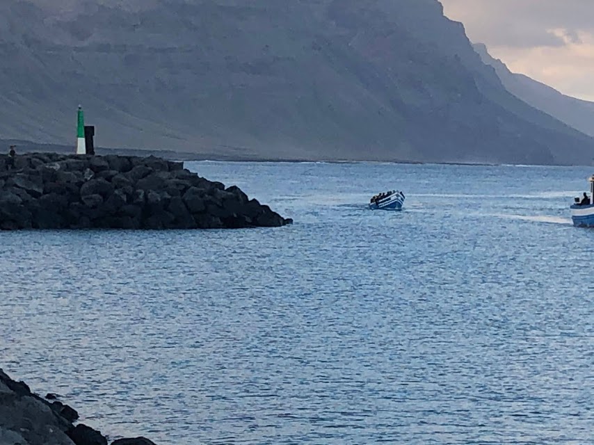 Patera llegando a La Graciosa 2