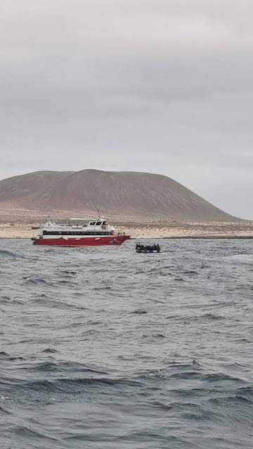 Patera llegando a La Graciosa 5