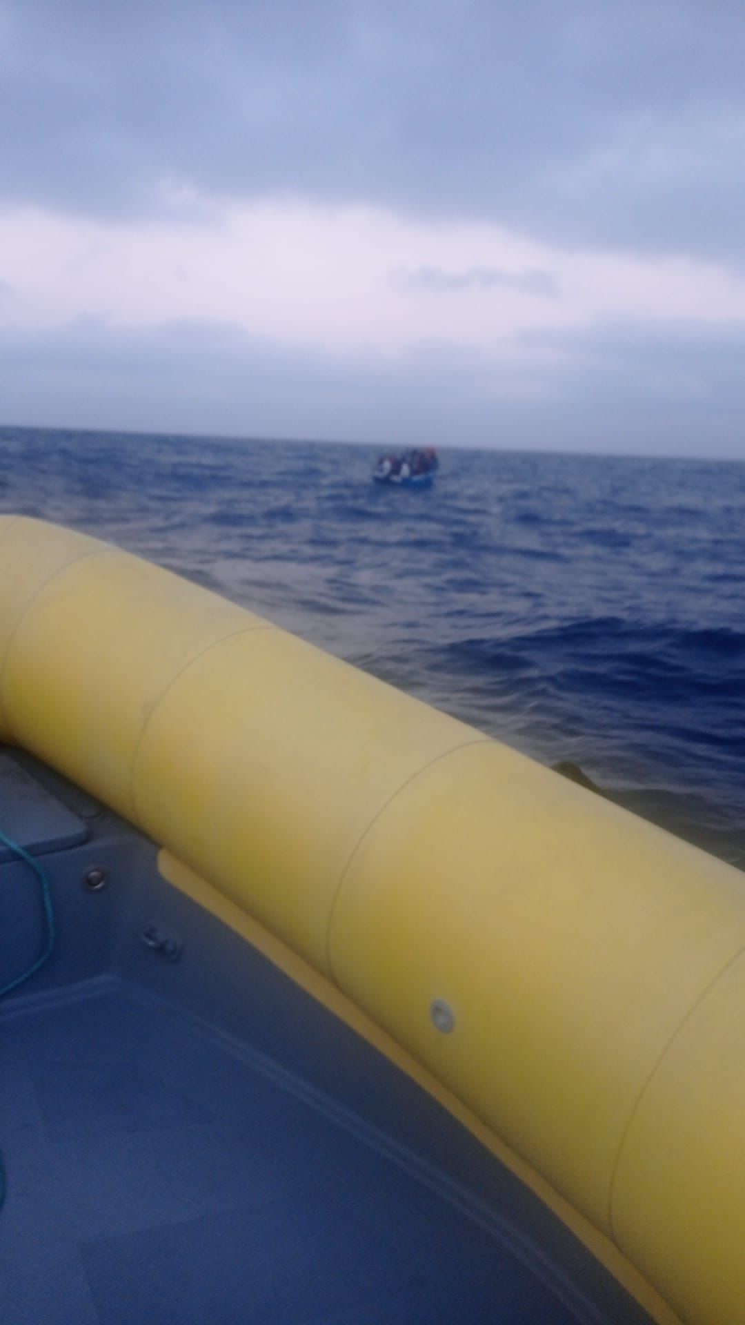 Patera a 3 millas de Orzola 2
