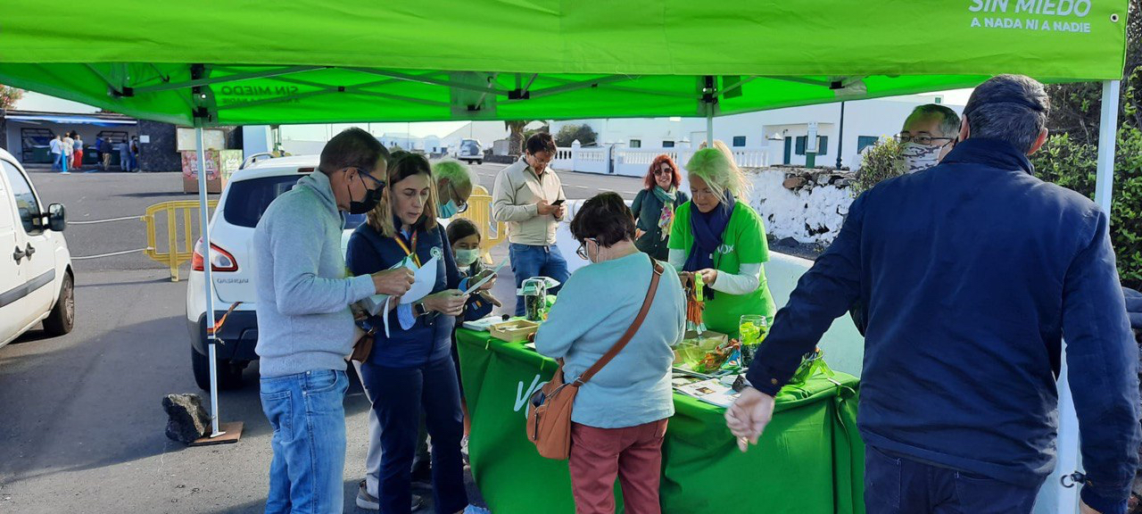 Mesa Informativa de VOX en Mancha Blanca
