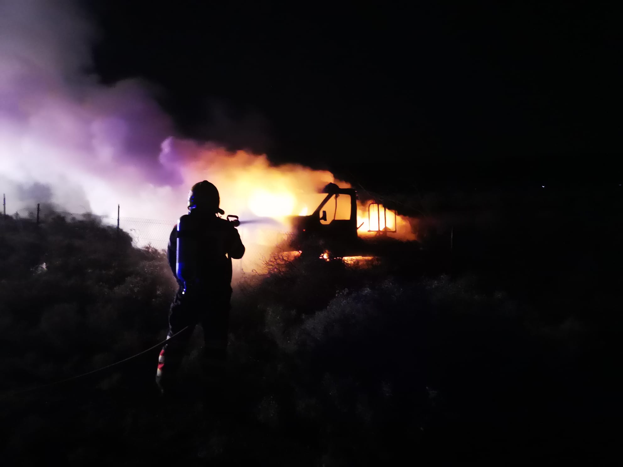 Autocaravana incendiada en Arrieta 2