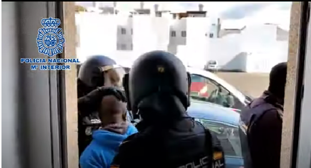 Uno de los detenidos 2