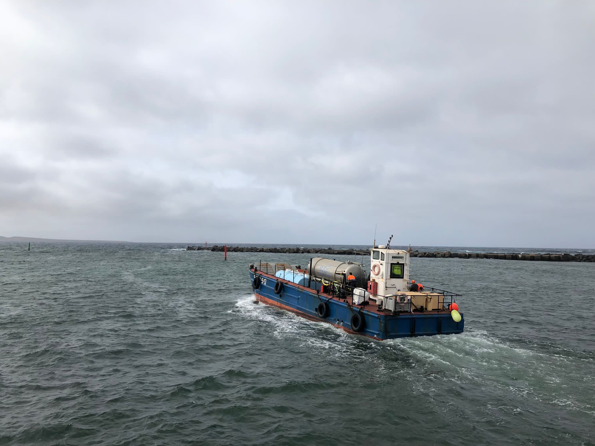 Traslado de cisterna a La Graciosa 2