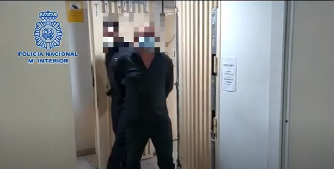 Mulero detenido en el aeropuerto