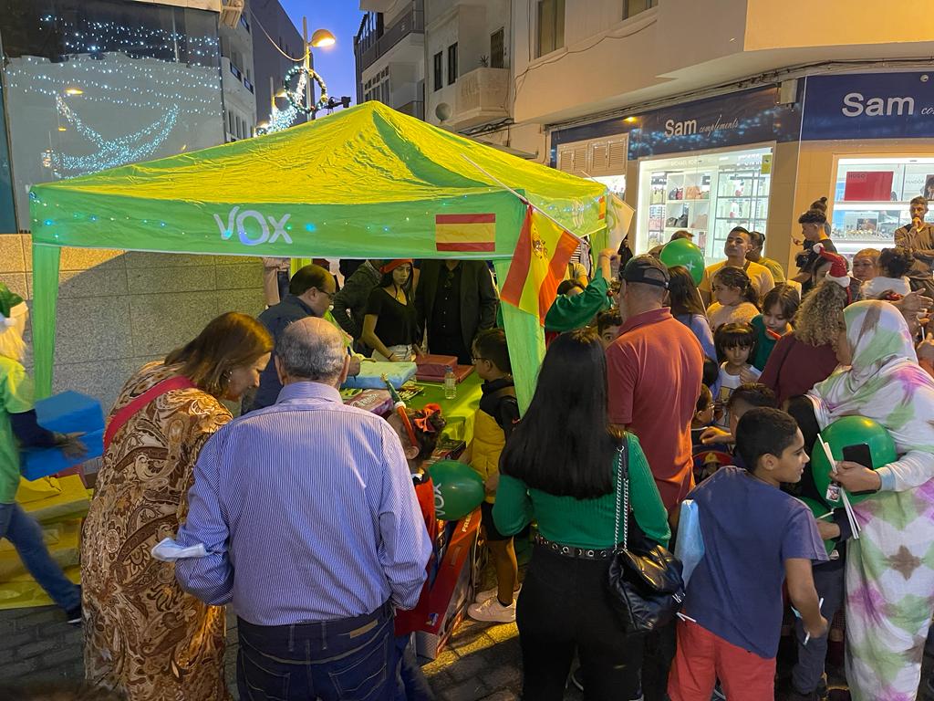 Campaña de recogida de juguetes de VOX 3