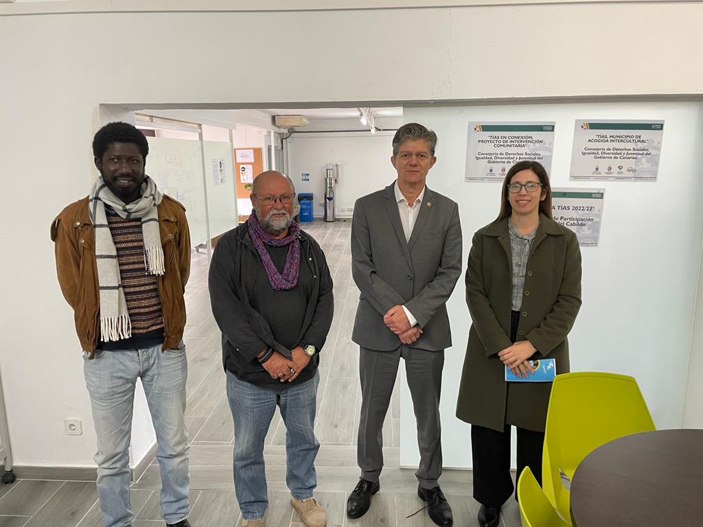Visita del Decano de Abogados a Conecta Tias 2