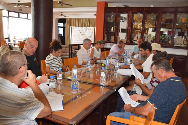 Reunión por las jaulas marinas 2