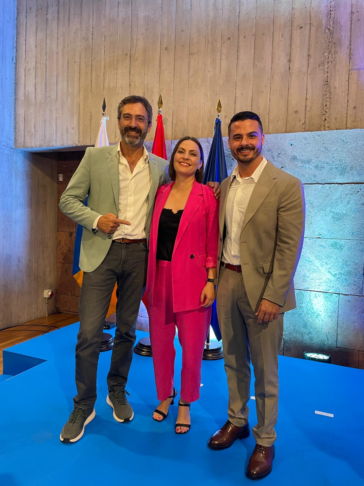Migdalia Machín junto a Pedro San Ginés y David Toledo