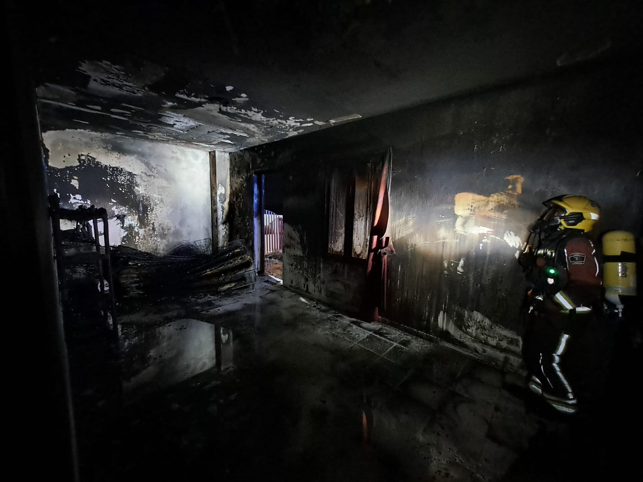 Incendio en el albergue de La Santa 2