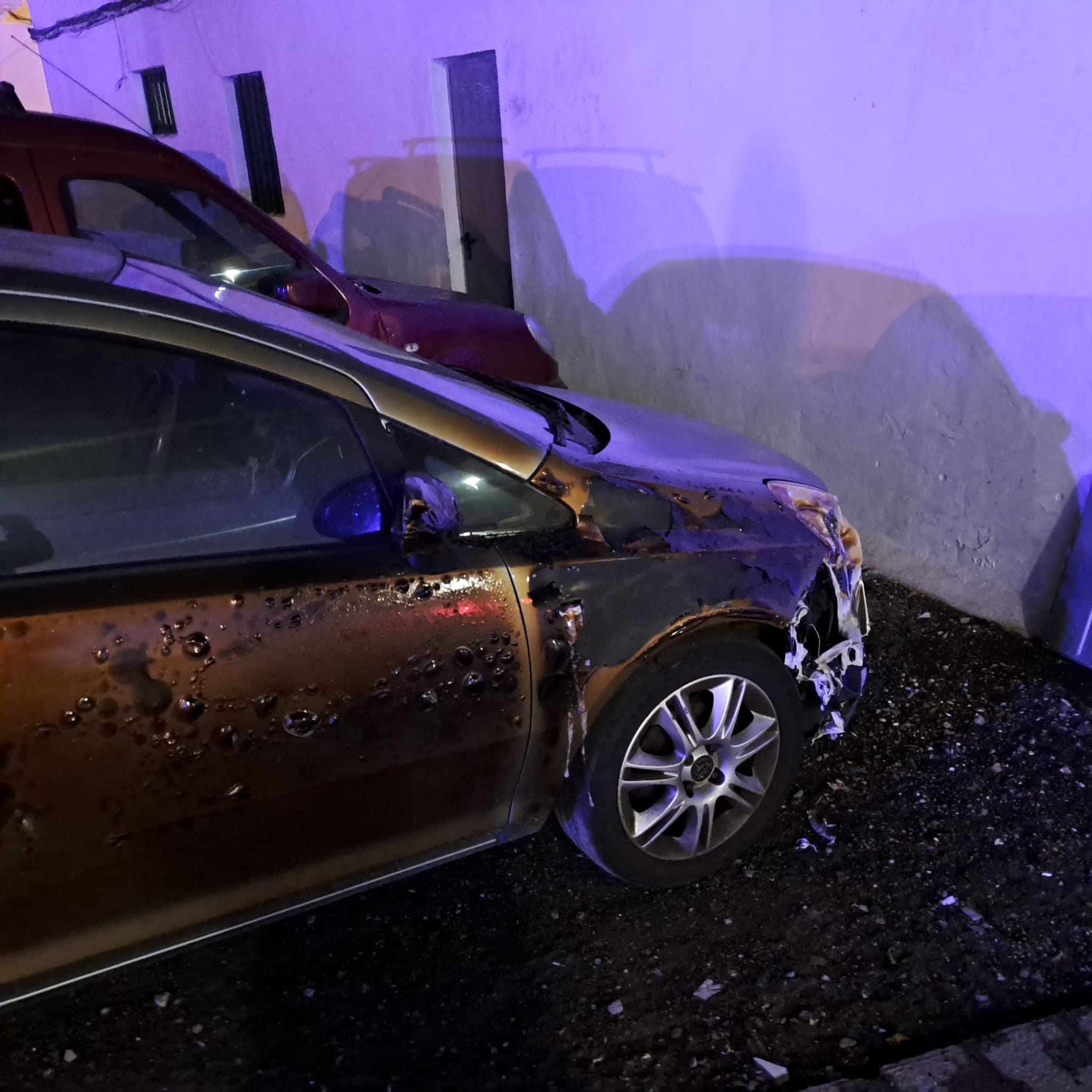 Quema de 19 contenedores y 5 coches en Arrecife 2