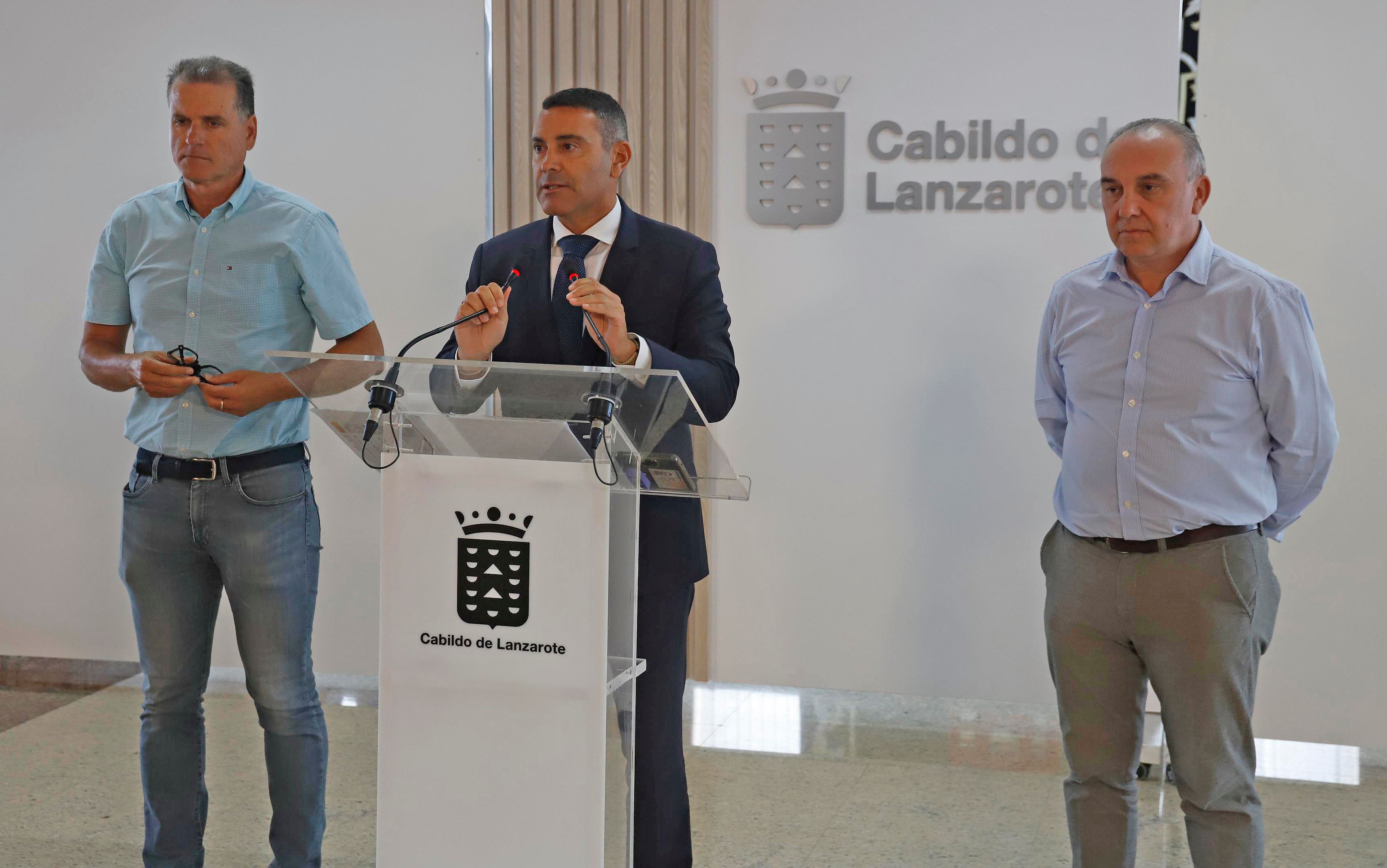 COMPARECENCIA ANTE LA PRENSA TRAS LA ASAMBLEA EXTRAORDINARIA CONSORCIO AGUA (36)