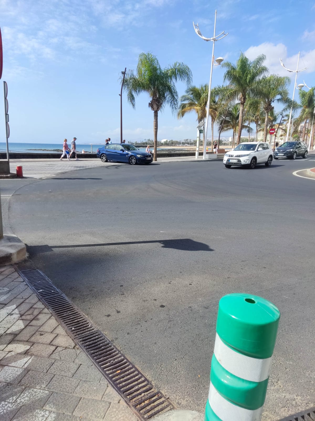 Vehículo inmovilizado en la zona de El Reducto