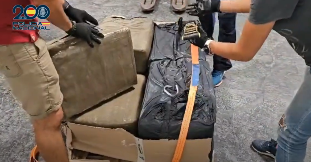 Pesaje de la droga aprehendida en Arrecife