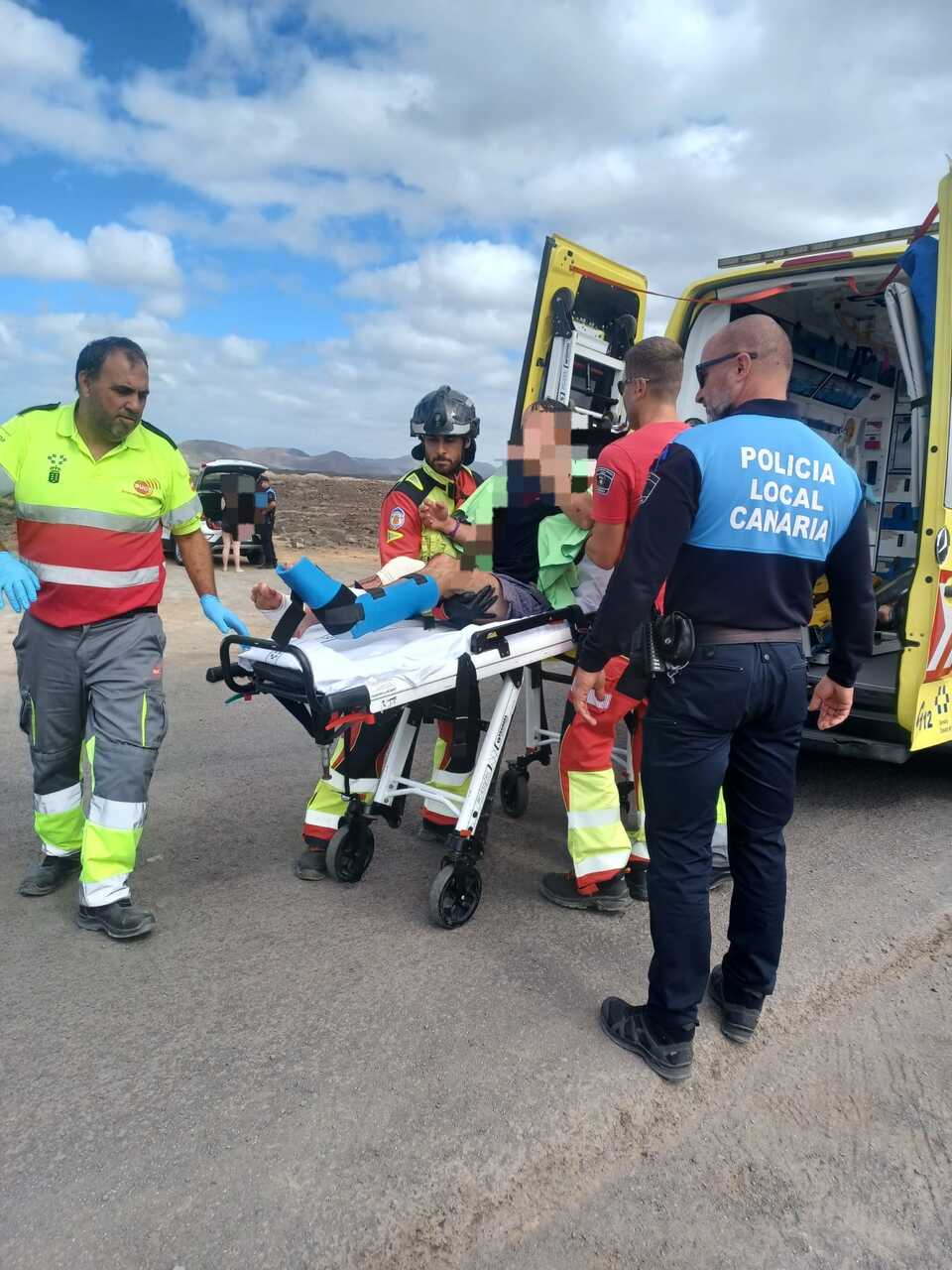 Cuatro bañistas rescatados en Los Charcones