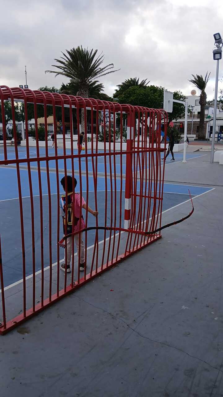 PARQUE INFANTIL TITERROY 