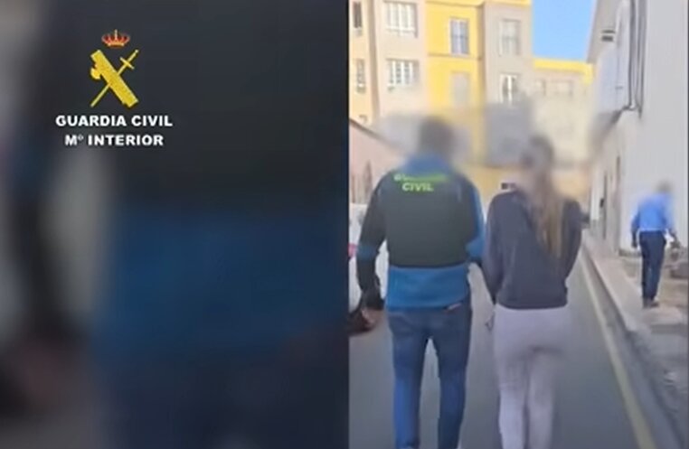 Detenida por la Guardia Civil 2